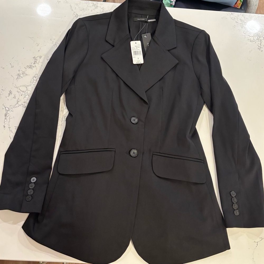 NWT Natori Blazer Tailored fit in black size 2